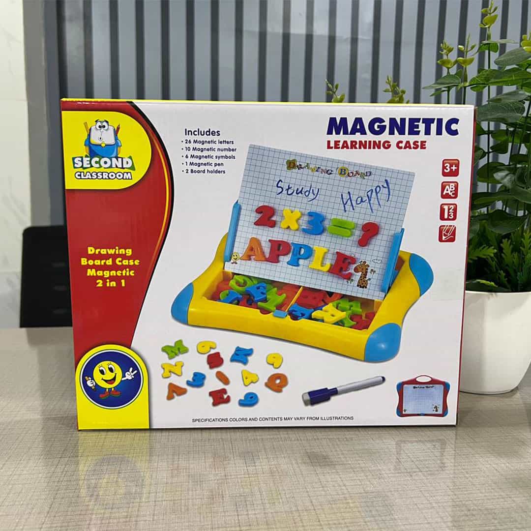 MAGNETIC LEARNING CASE DRAWING BOARD